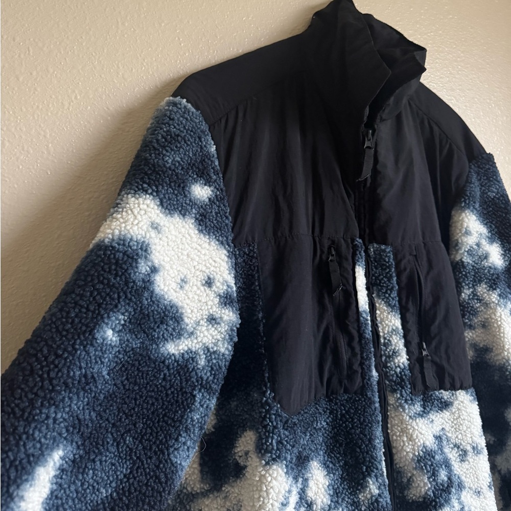 H&M Stylish Jacket - Picture 2 of 4